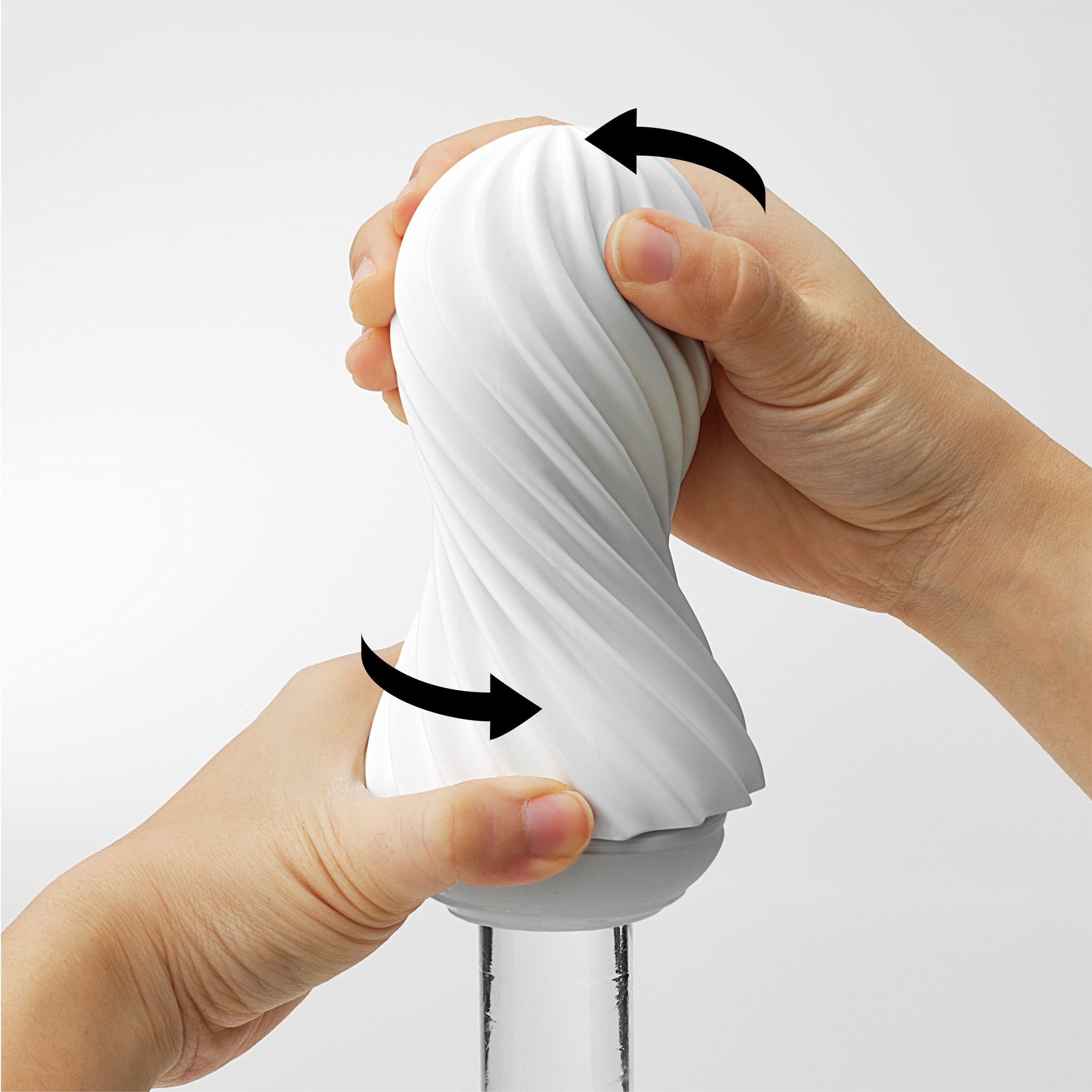 Person demonstrating how to use the Tenga Flex